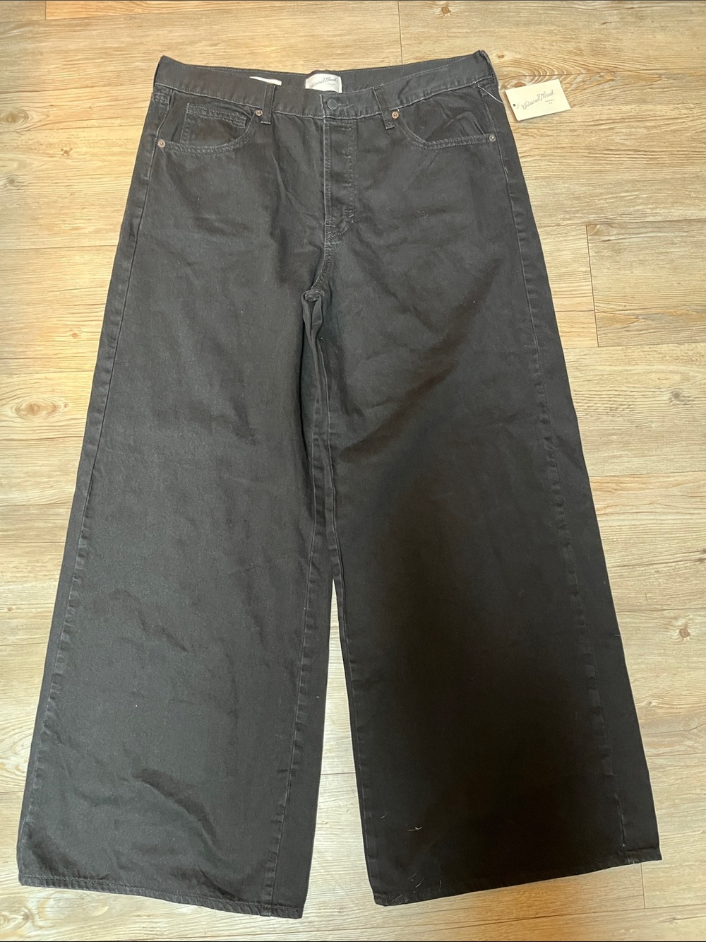 Universal Thread Black Mid-Rise Super Wide Leg Rise Jeans
